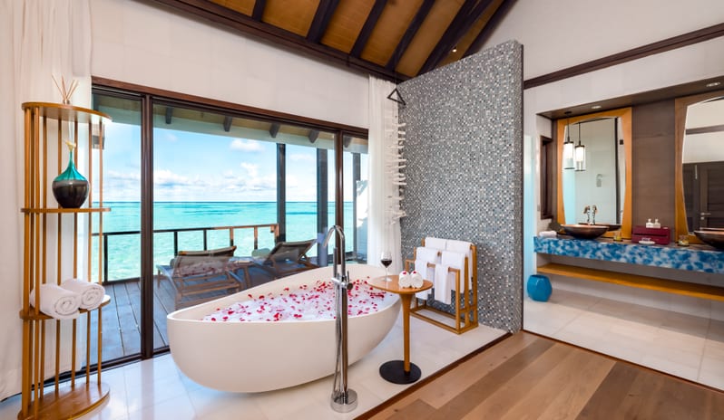 OZEN LIFE MAADHOO, Wind Villa Bathroom